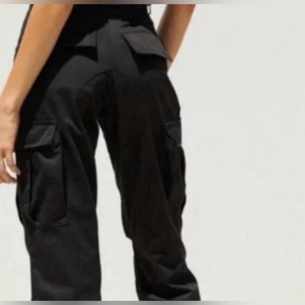 Brandy mellville cargo pants